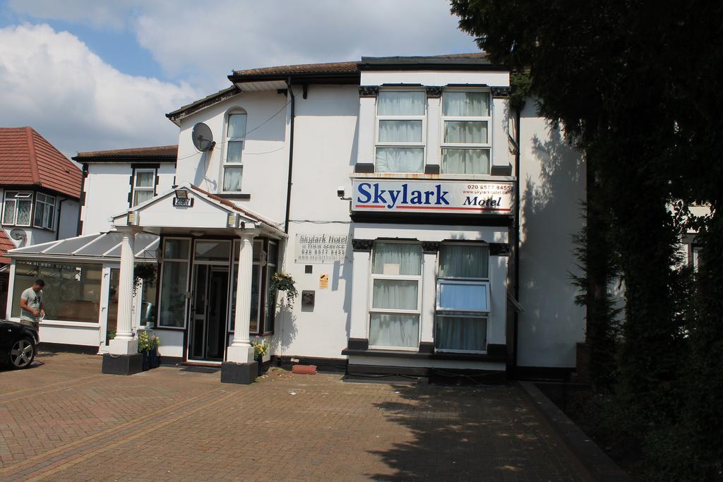 Skylark Guest House هاونسلو المظهر الخارجي الصورة